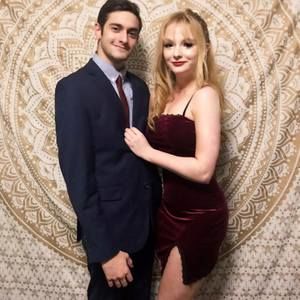 Meet your Posher, Christina